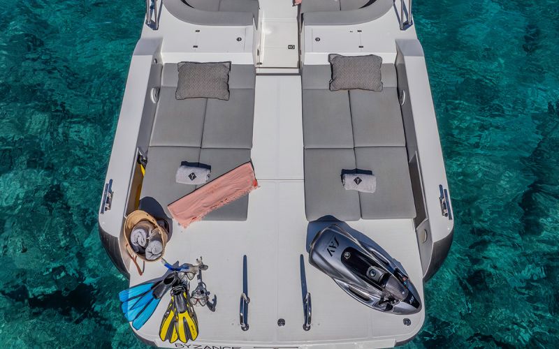 Primera vez alquilando un barco en Santa Eulalia: cómo reservar y qué esperar