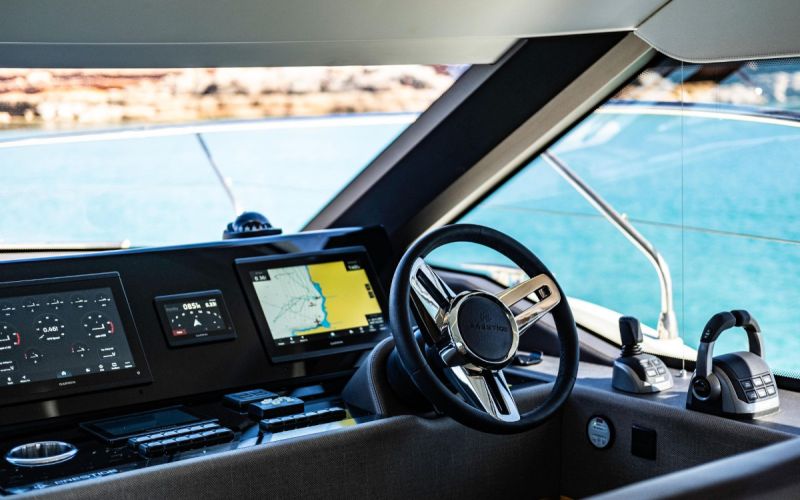 Ruta en barco por la costa este de Ibiza desde Santa Eulalia
